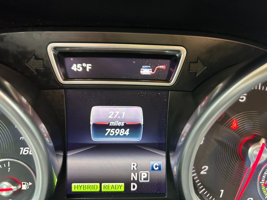 2017 Mercedes-Benz GLE 550e 4MATIC SUV photo