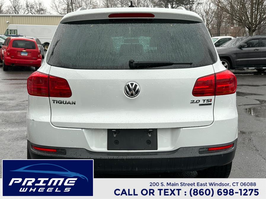 2014 Volkswagen Tiguan S 4Motion photo