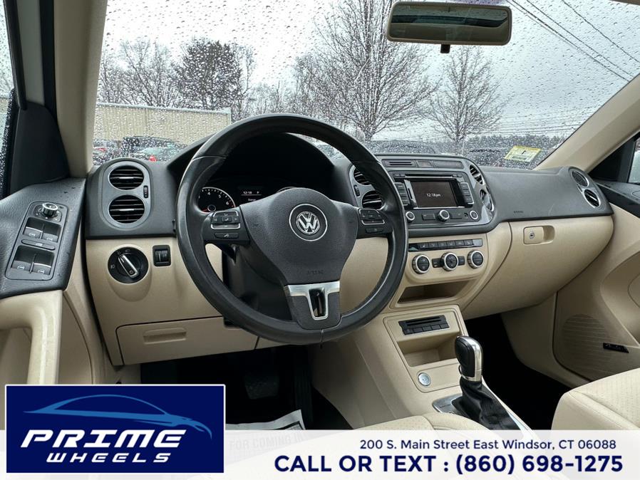 2014 Volkswagen Tiguan S 4Motion photo