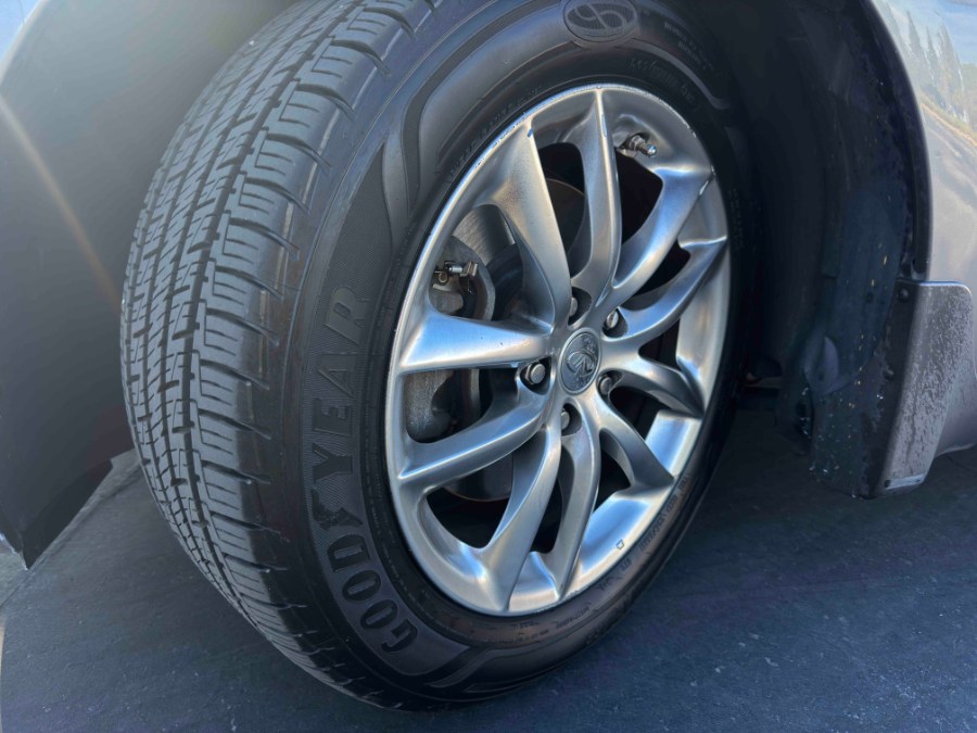 2009 Infiniti MDX x photo