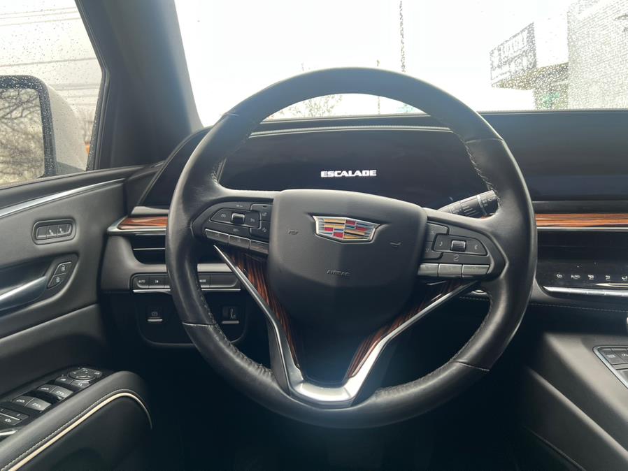 2022 Cadillac Escalade ESV 4WD 4dr Luxury photo