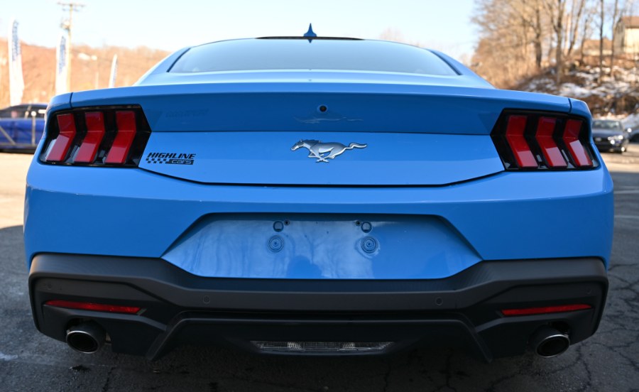 2024 Ford Mustang EcoBoost Fastback photo