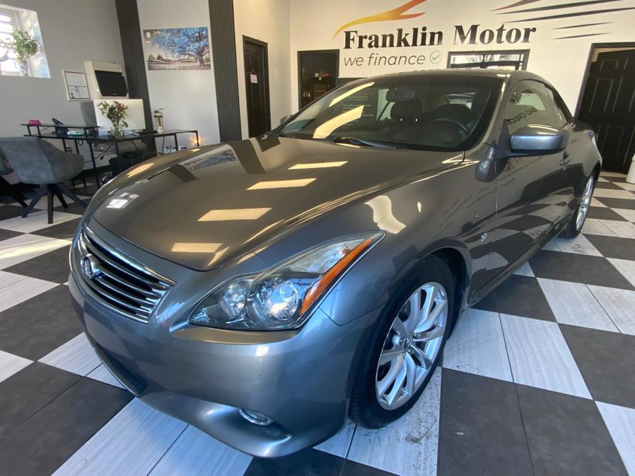 2014 Infiniti Legend photo