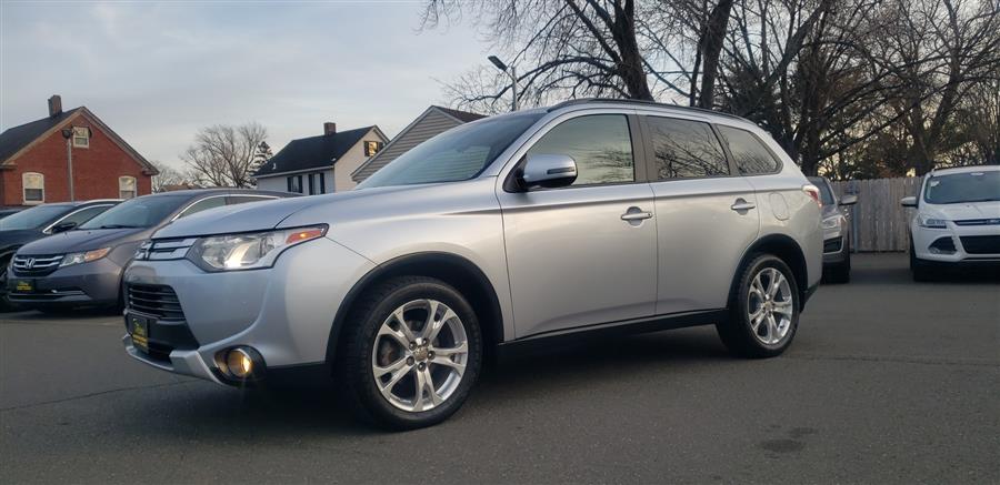 2015 Subaru Outlander 4WD 4dr SE photo