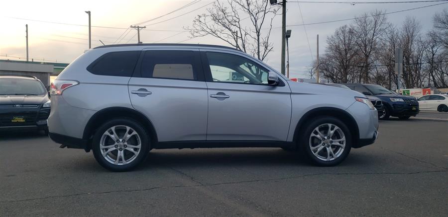 2015 Subaru Outlander 4WD 4dr SE photo
