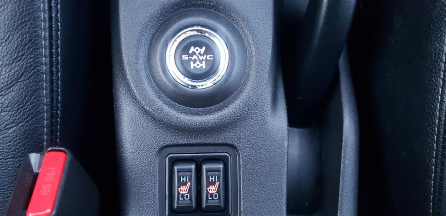 2015 Subaru Outlander 4WD 4dr SE photo