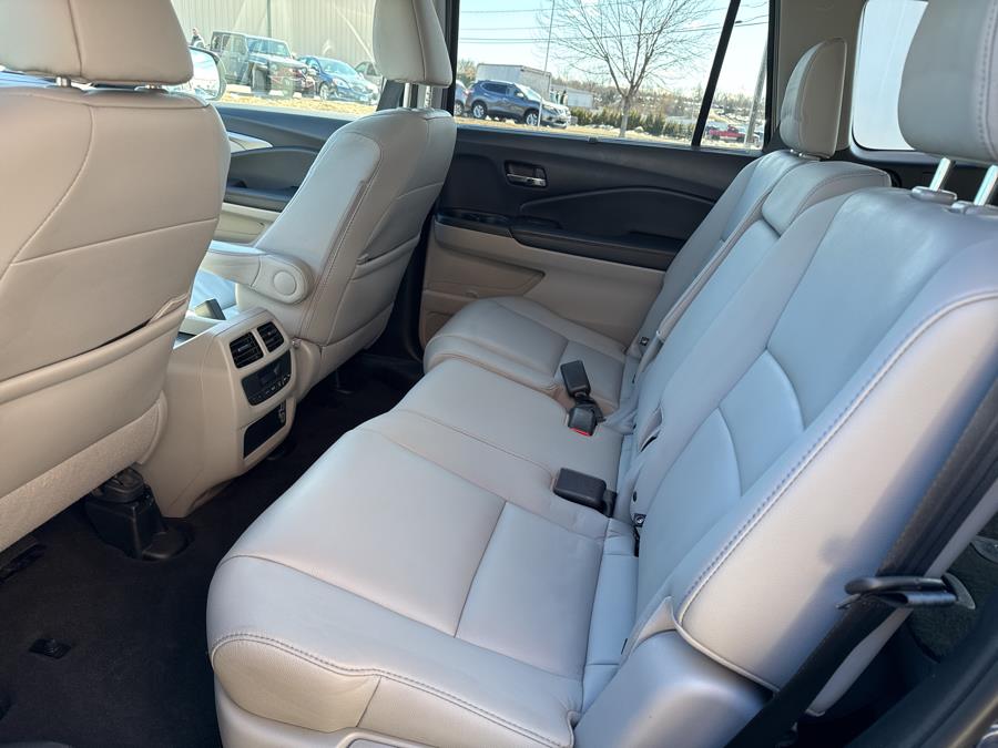 2020 Honda Pilot EXL photo