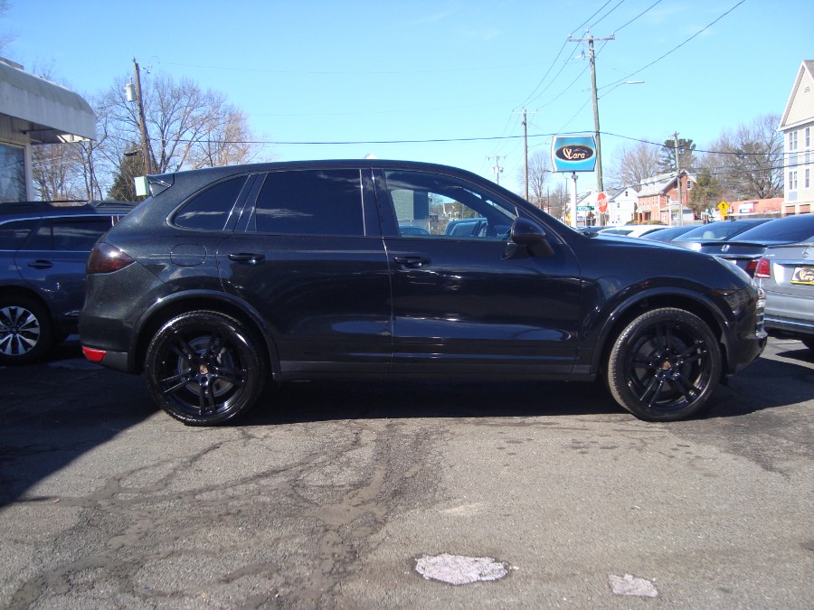 2013 Porsche Cayenne photo