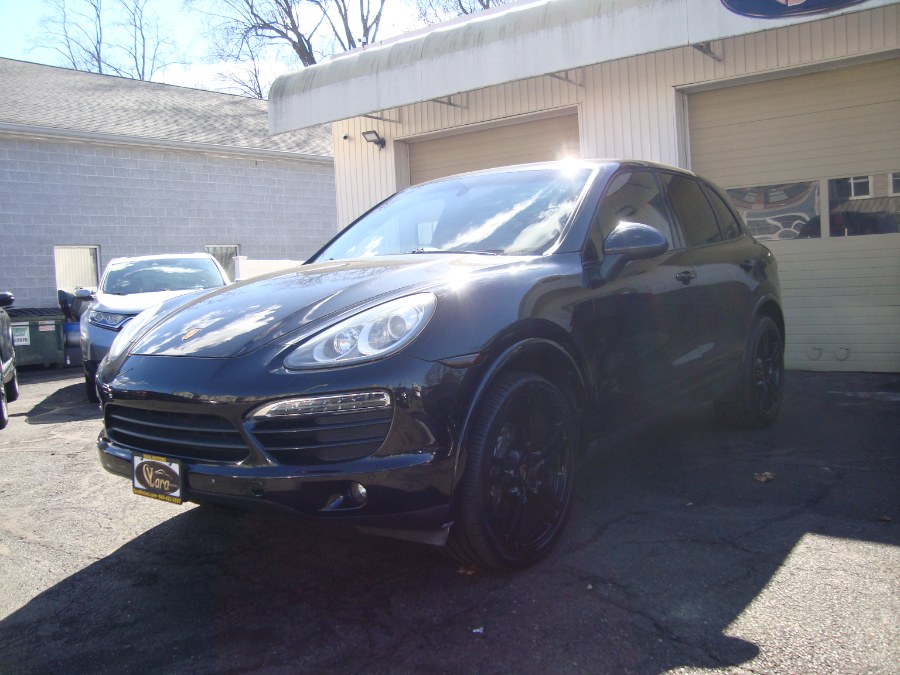 2013 Porsche Cayenne photo