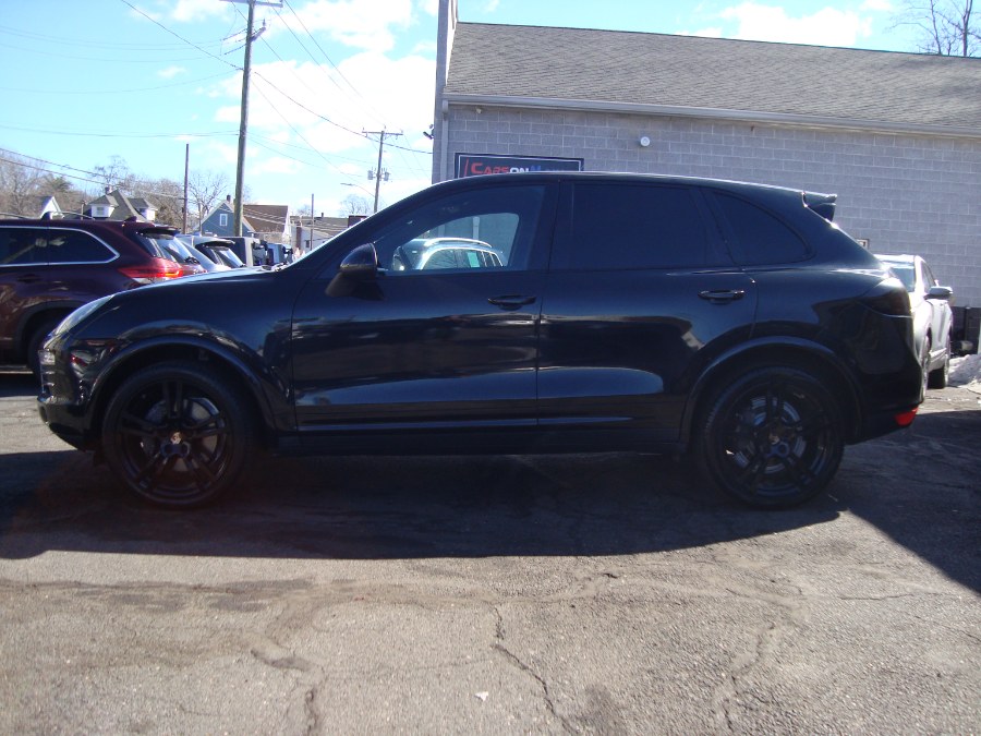 2013 Porsche Cayenne photo