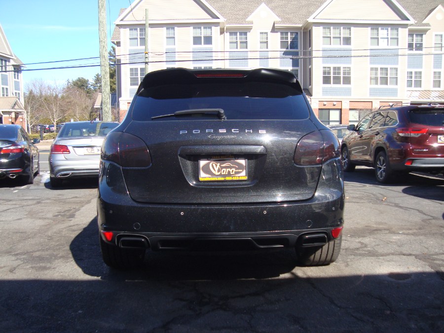 2013 Porsche Cayenne photo