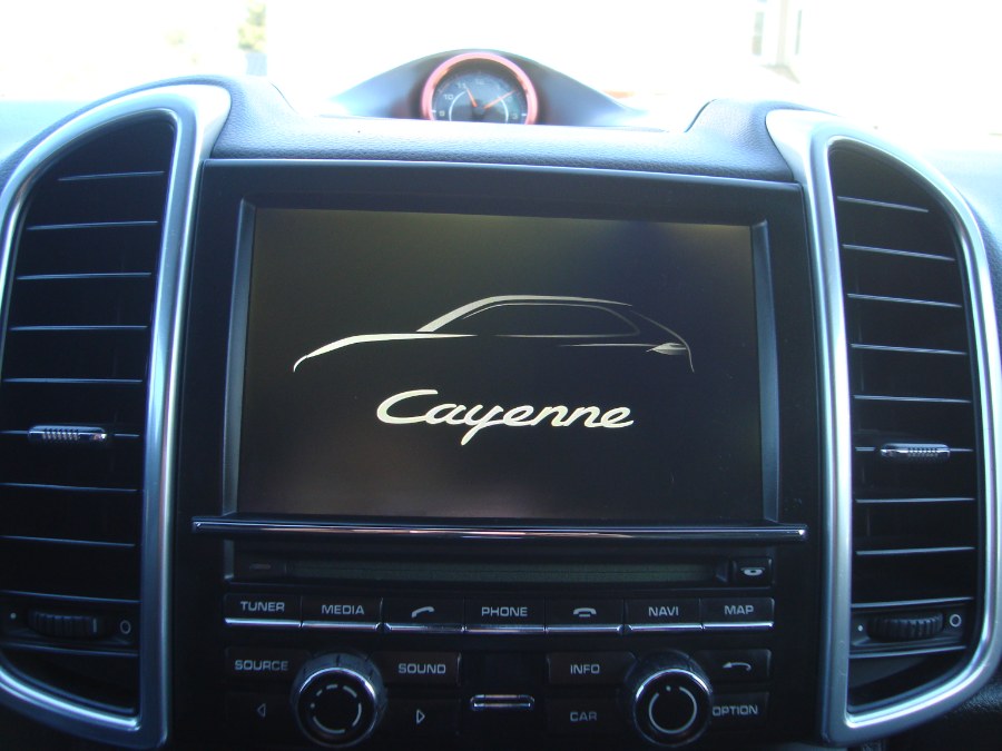 2013 Porsche Cayenne photo