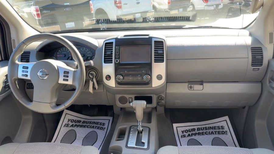 2019 Nissan Frontier Crew Cab 4x2 SV Auto photo