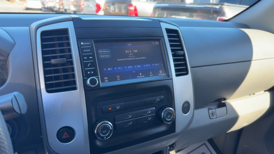 2019 Nissan Frontier Crew Cab 4x2 SV Auto photo