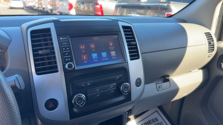 2019 Nissan Frontier Crew Cab 4x2 SV Auto photo