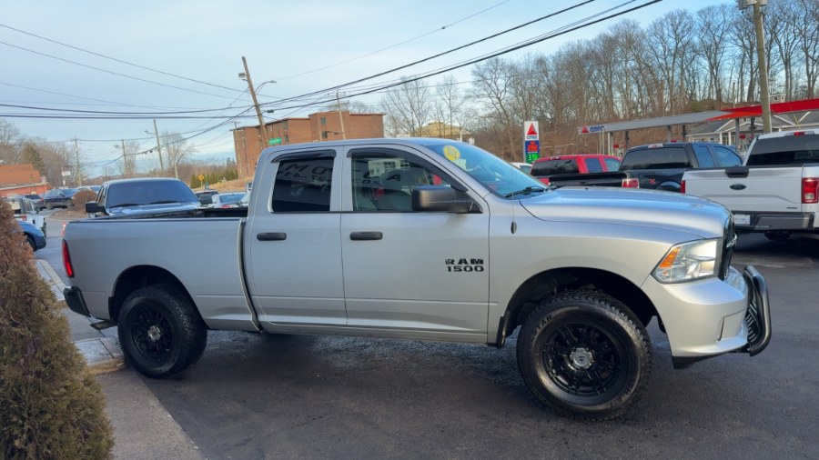 2017 RAM 1500 Express 4x4 Quad Cab 6''4