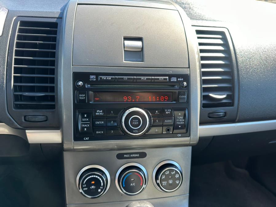 2012 Nissan Sentra 2.0 photo