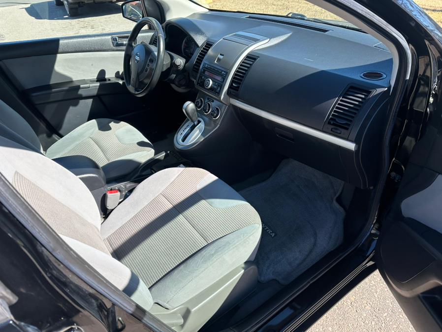 2012 Nissan Sentra 2.0 photo