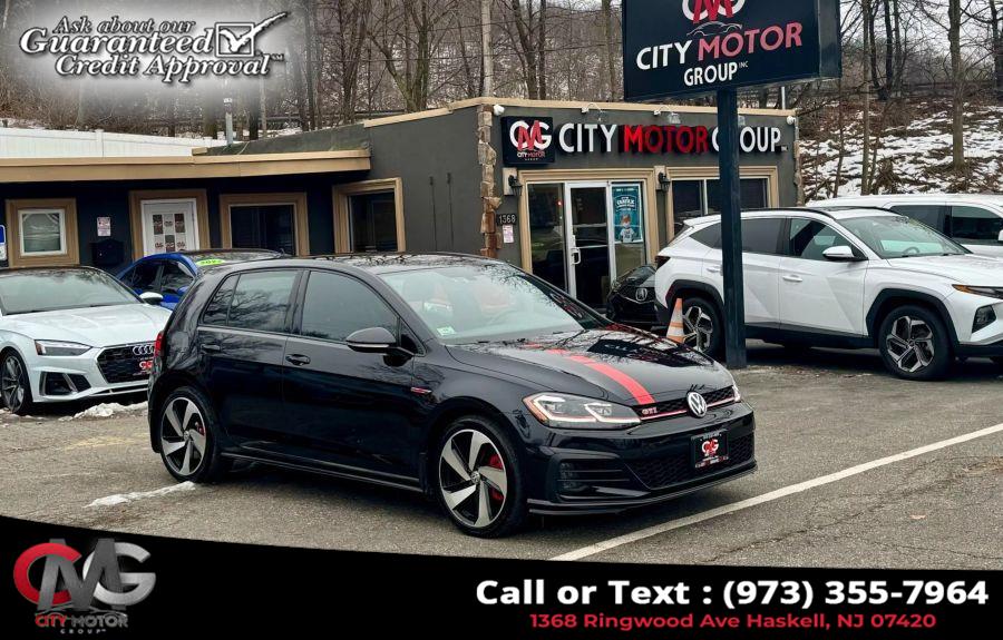 2020 Volkswagen Golf Gti SE Hatchback Sedan 4D photo