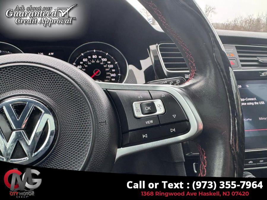 2020 Volkswagen Golf Gti SE Hatchback Sedan 4D photo