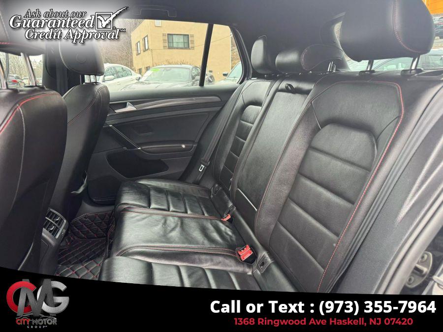 2020 Volkswagen Golf Gti SE Hatchback Sedan 4D photo