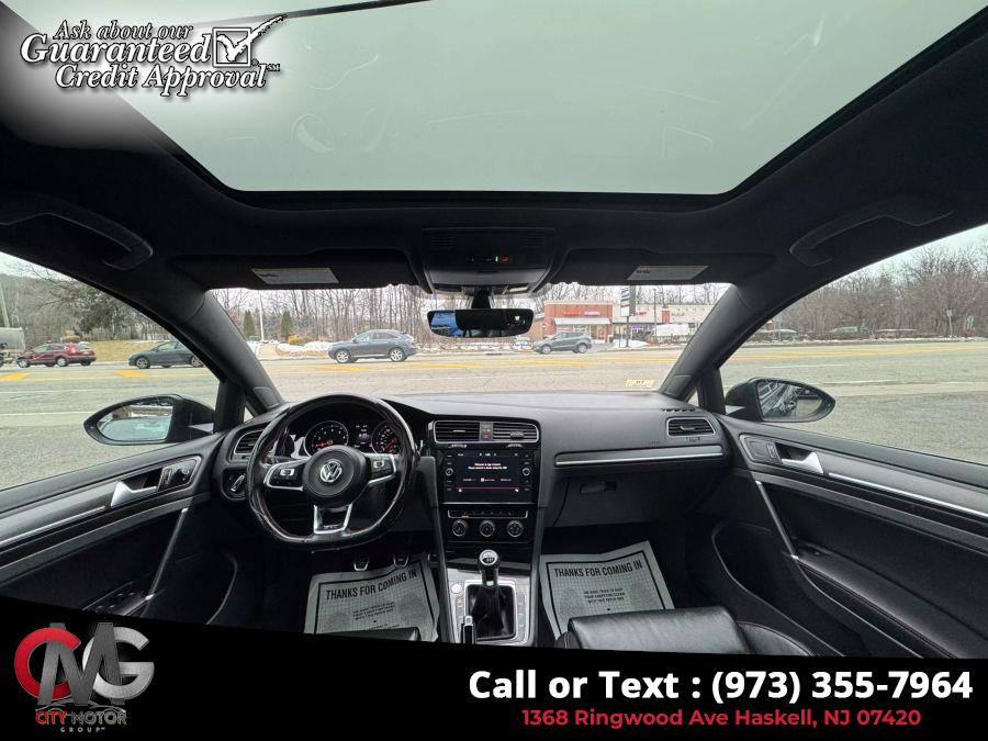 2020 Volkswagen Golf Gti SE Hatchback Sedan 4D photo