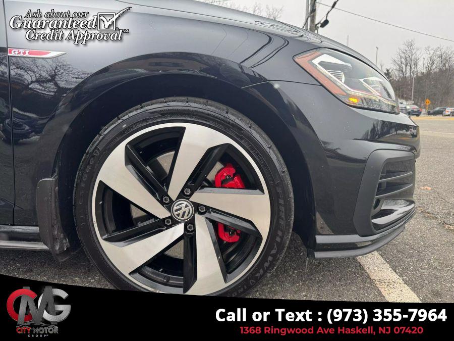 2020 Volkswagen Golf Gti SE Hatchback Sedan 4D photo