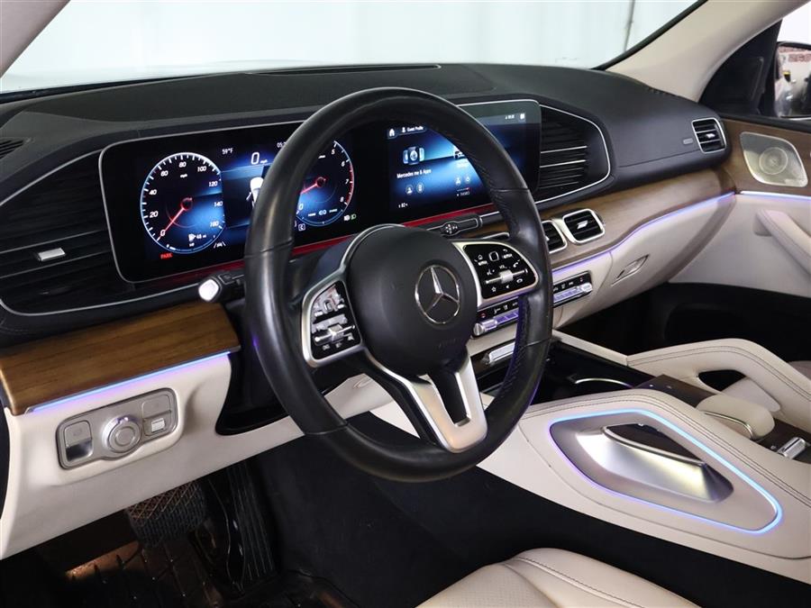 2022 Mercedes-Benz GLS 450 4MATIC photo