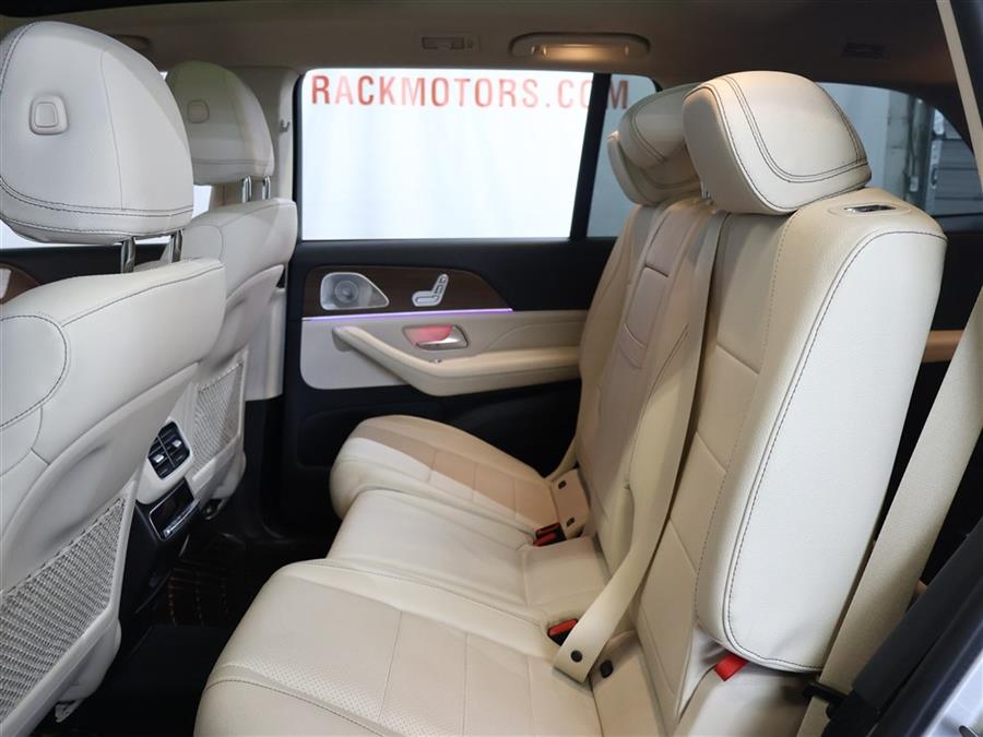 2022 Mercedes-Benz GLS 450 4MATIC photo