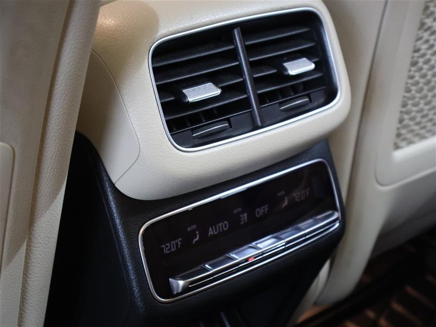 2022 Mercedes-Benz GLS 450 4MATIC photo