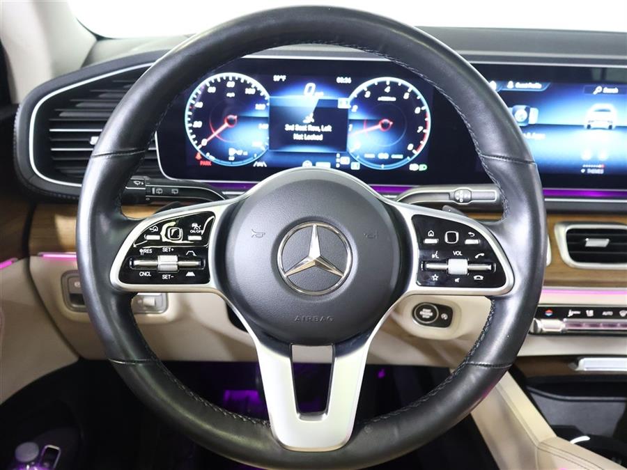 2022 Mercedes-Benz GLS 450 4MATIC photo