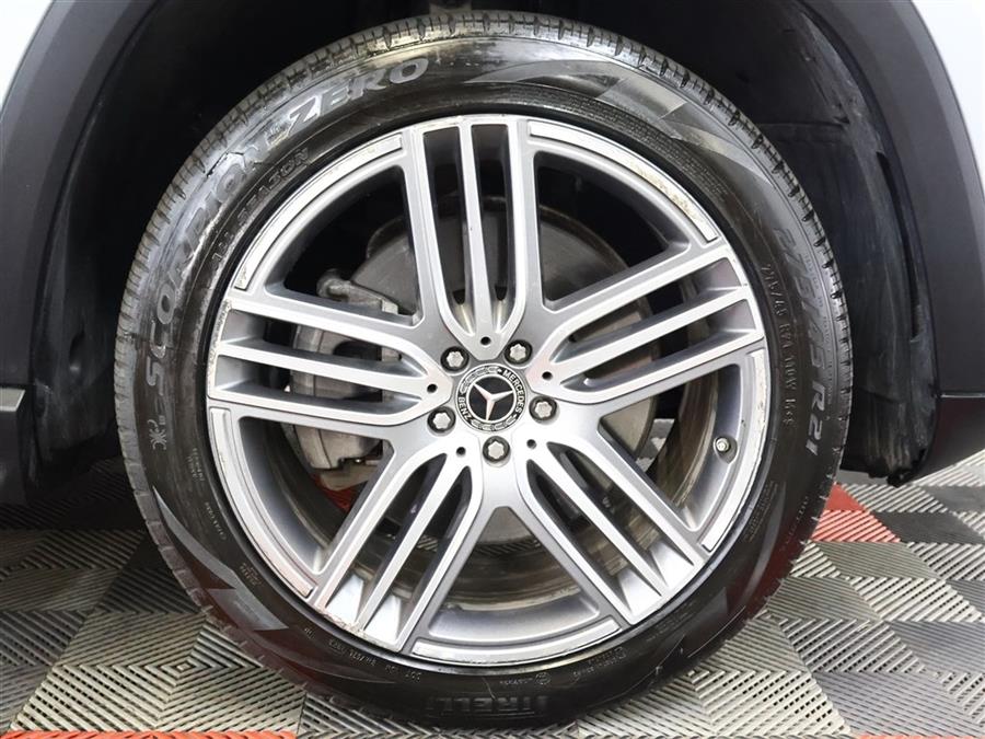 2022 Mercedes-Benz GLS 450 4MATIC photo