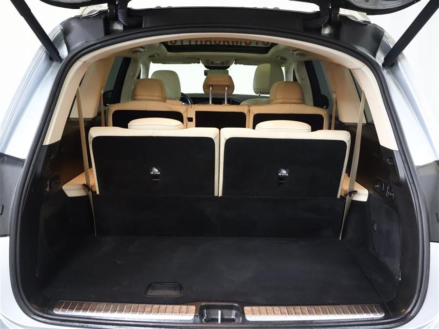 2022 Mercedes-Benz GLS 450 4MATIC photo