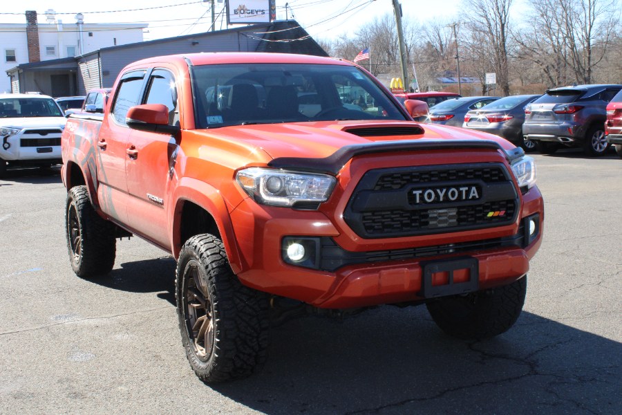 2017 Toyota Tacoma TRD Off Road Double Cab 5'' Be photo