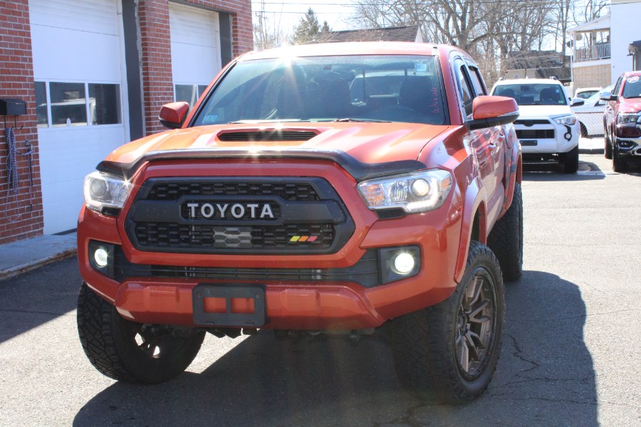 2017 Toyota Tacoma TRD Off Road Double Cab 5'' Be photo