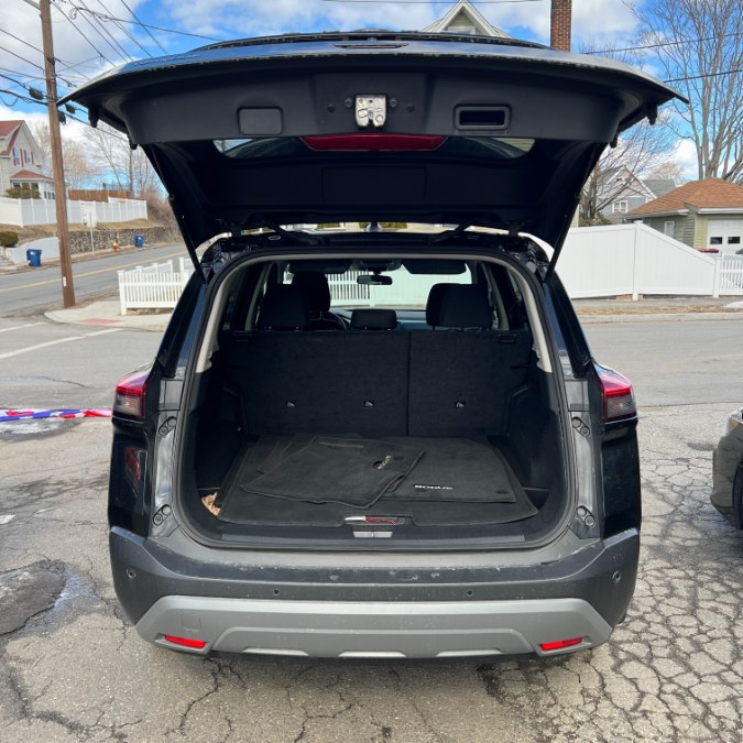 2023 Nissan Rogue AWD S *Ltd Avail* photo