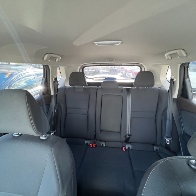 2023 Nissan Rogue AWD S *Ltd Avail* photo