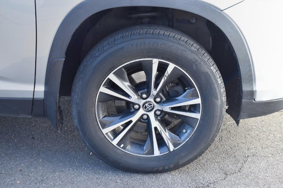 2019 Toyota Highlander LE V6 AWD (Natl) photo