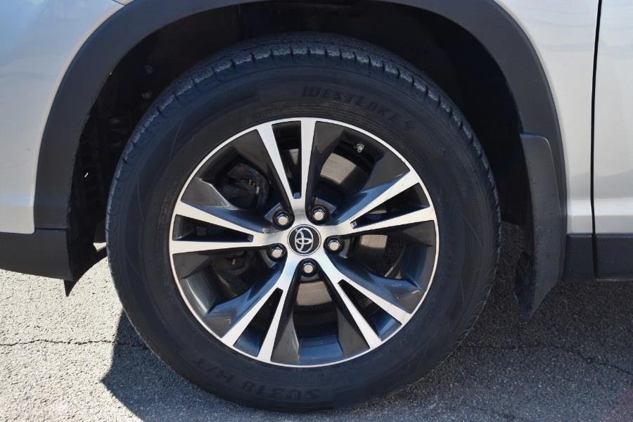 2019 Toyota Highlander LE V6 AWD (Natl) photo