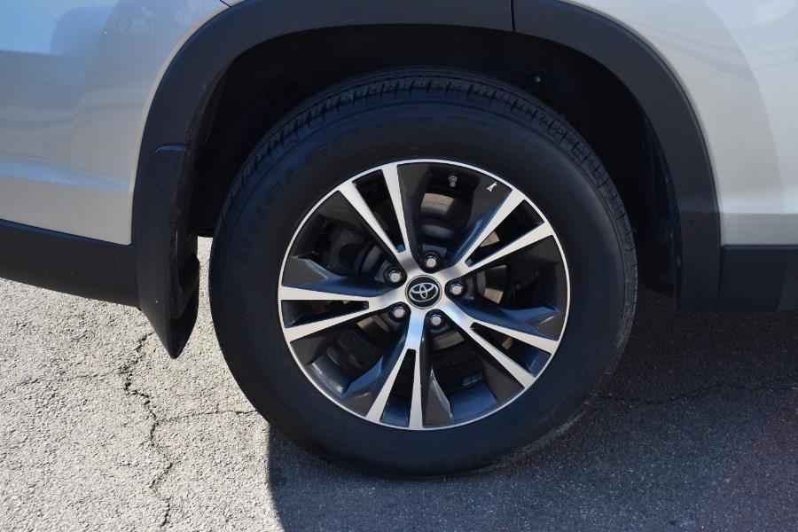 2019 Toyota Highlander LE V6 AWD (Natl) photo