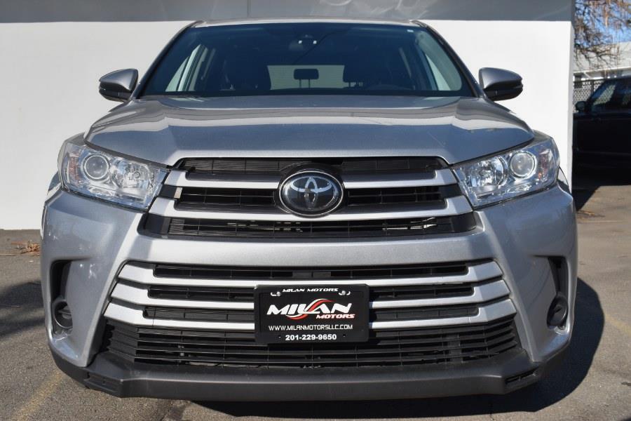2019 Toyota Highlander LE V6 AWD (Natl) photo