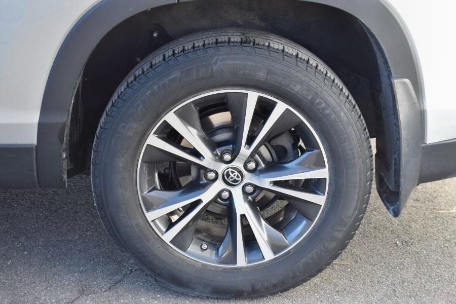 2019 Toyota Highlander LE V6 AWD (Natl) photo
