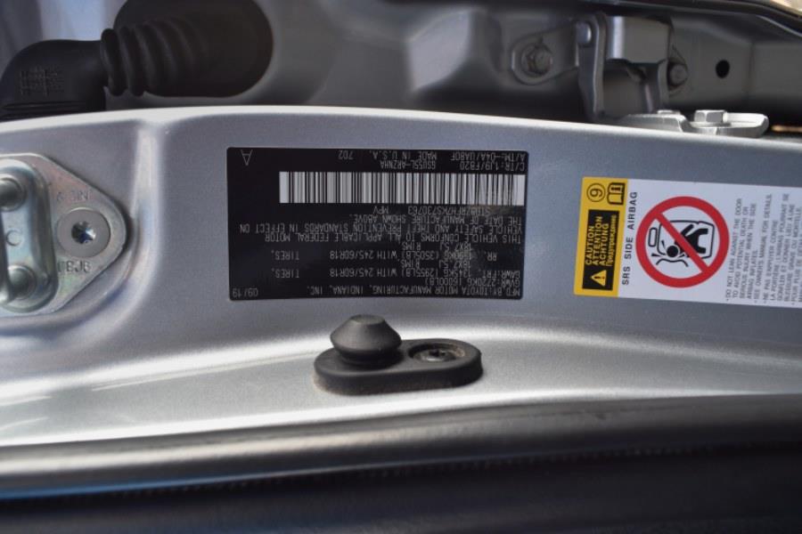 2019 Toyota Highlander LE V6 AWD (Natl) photo