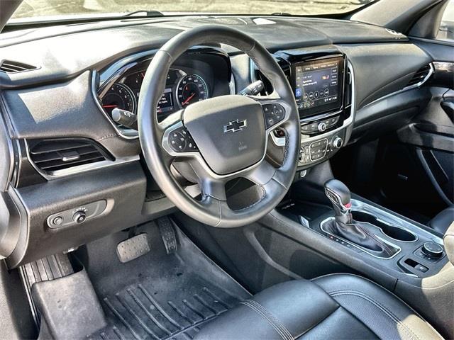 2023 Chevrolet Traverse RS photo