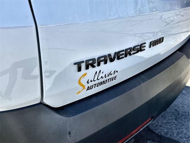 2023 Chevrolet Traverse RS photo