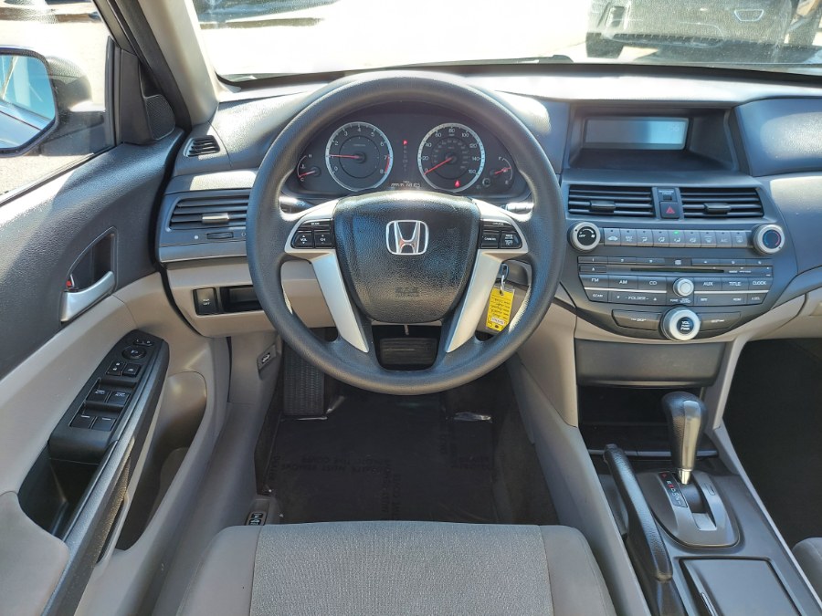 2010 Honda Accord LX-P photo