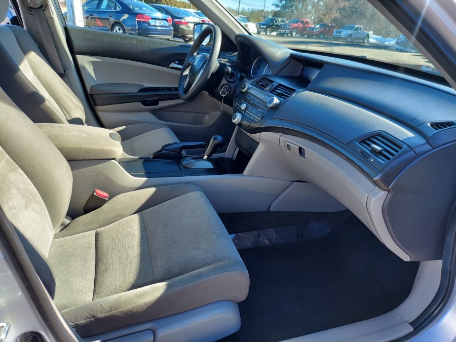 2010 Honda Accord LX-P photo