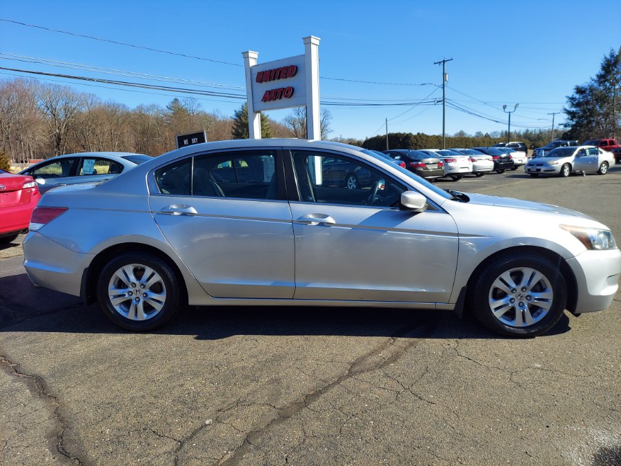 2010 Honda Accord LX-P photo