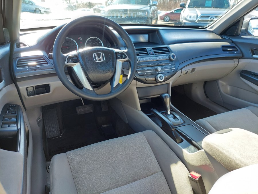 2010 Honda Accord LX-P photo