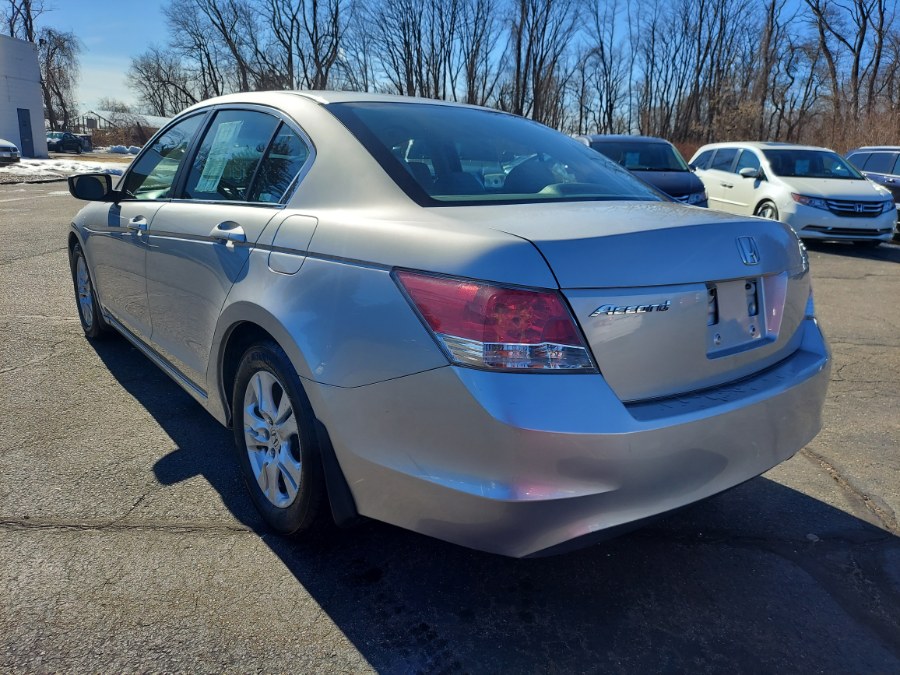 2010 Honda Accord LX-P photo